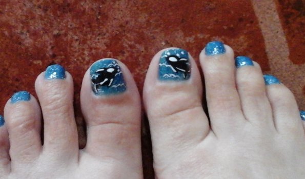 Whales on my toes!